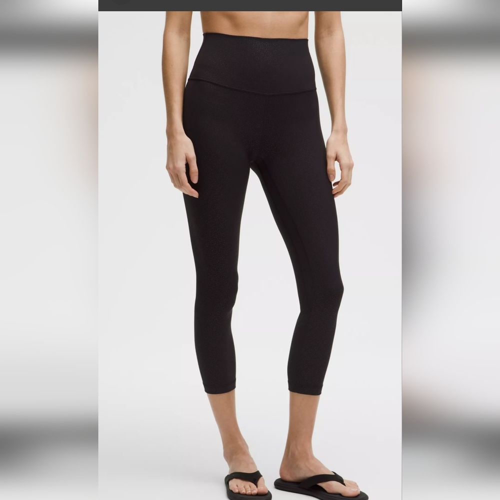 LULULEMON Black Align High Rise Cropped 18" Leggings 8